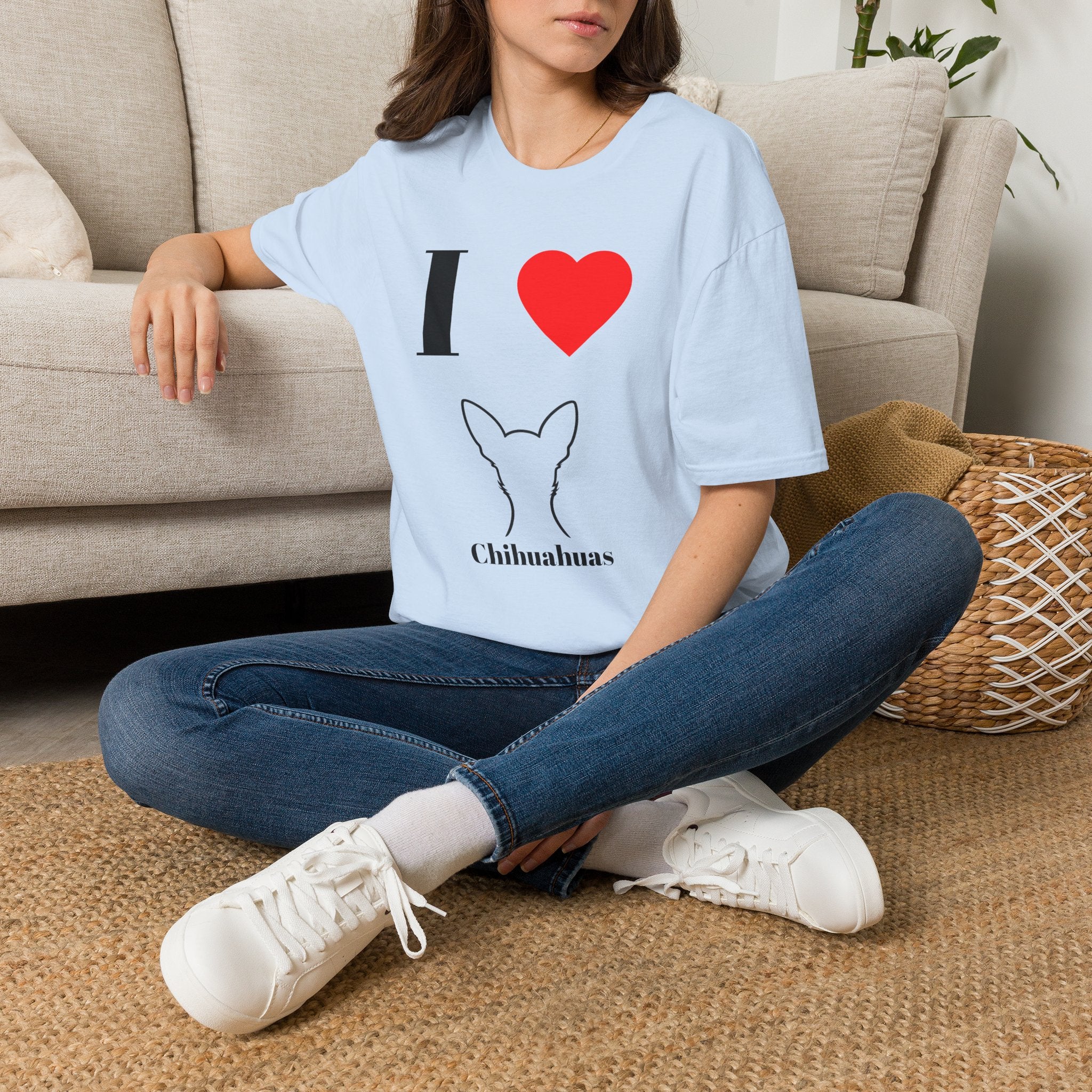 I ❤️ Chihuahuas | Cute Chihuahua Lover T-Shirt
