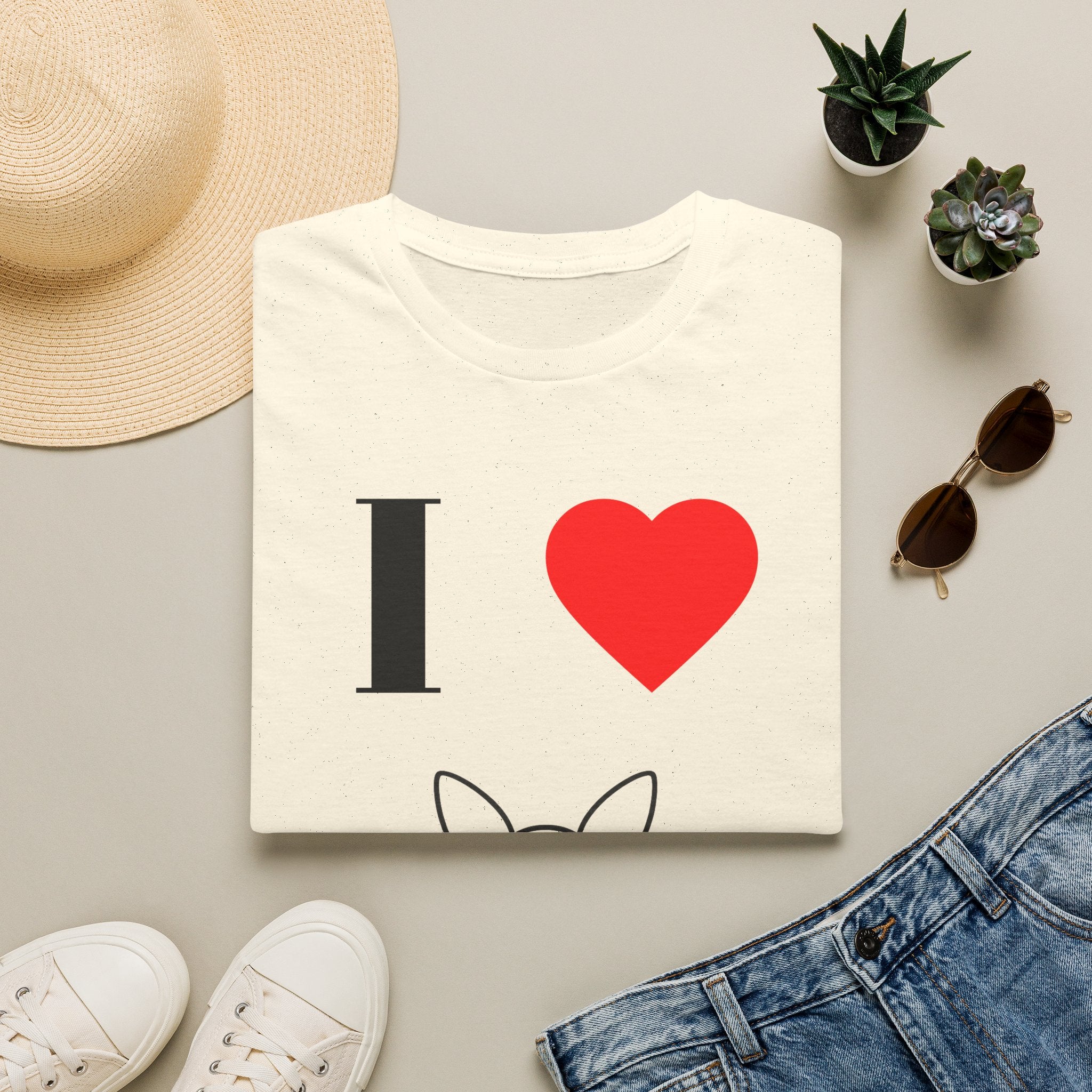 I ❤️ Chihuahuas | Cute Chihuahua Lover T-Shirt